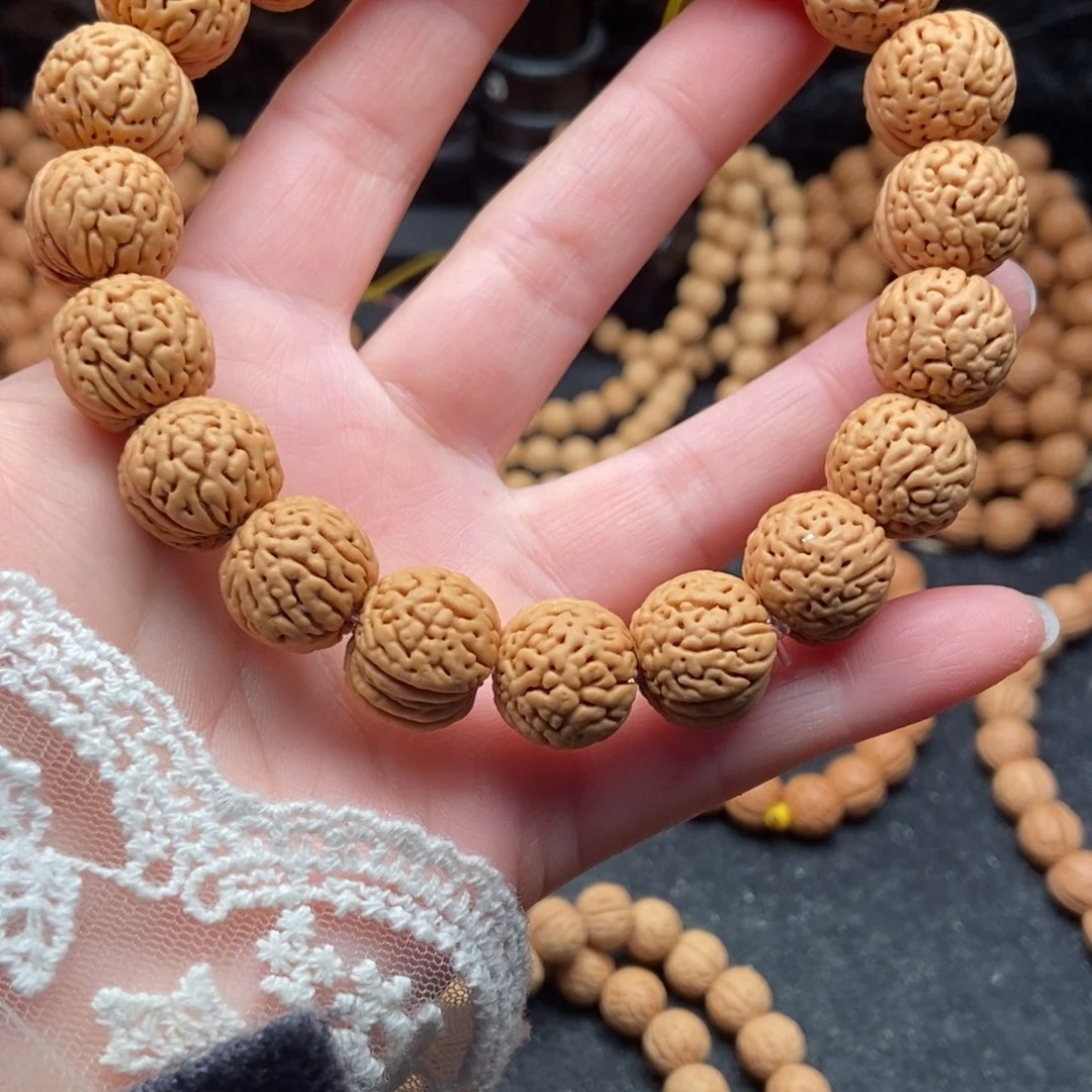 桃核手串金刚纹16尺闪2