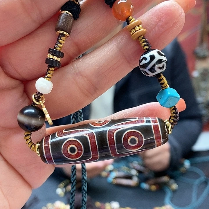 玛瑙/玉髓颈饰合金