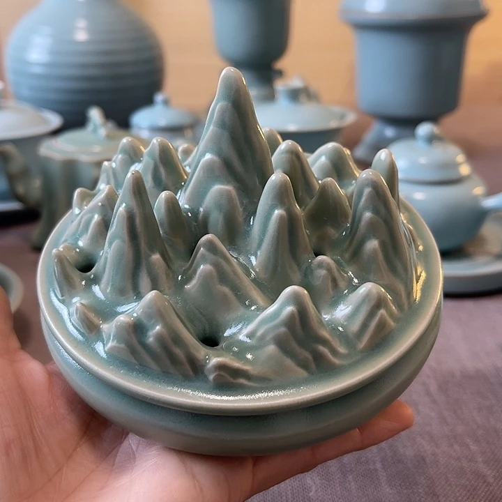 瓷片香炉一一一一一一一