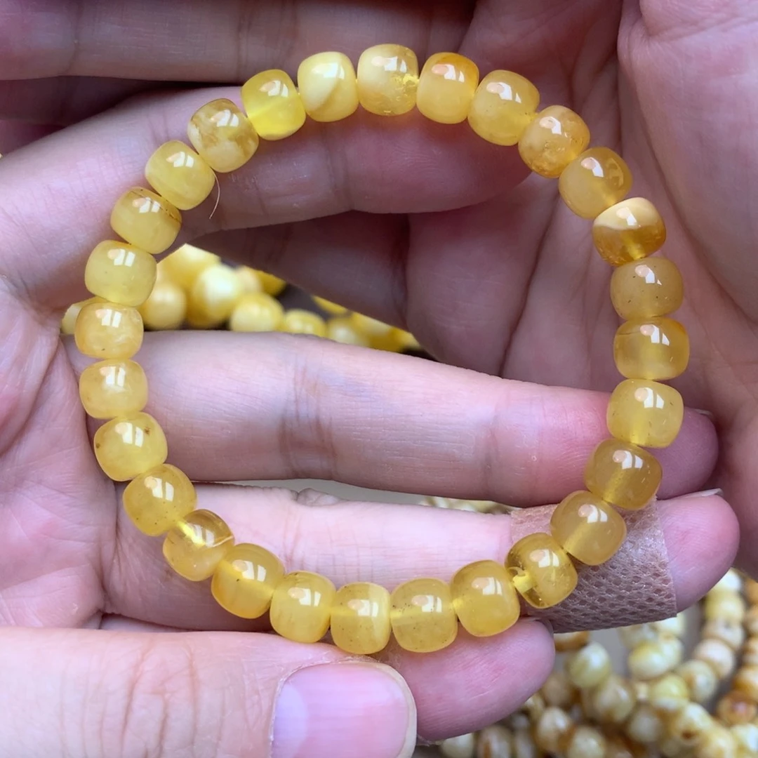 未镶嵌琥珀珠宝奇石1