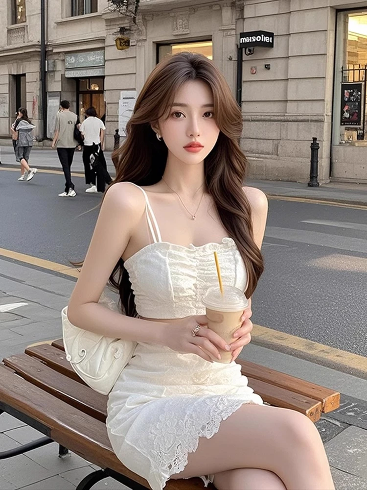 【B Y】白色方领吊带蕾丝设计连衣裙女夏季法式气质收腰显瘦短裙子