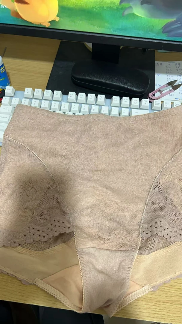 E/410801潮流百搭舒适休闲女士短裤(拍1发2）