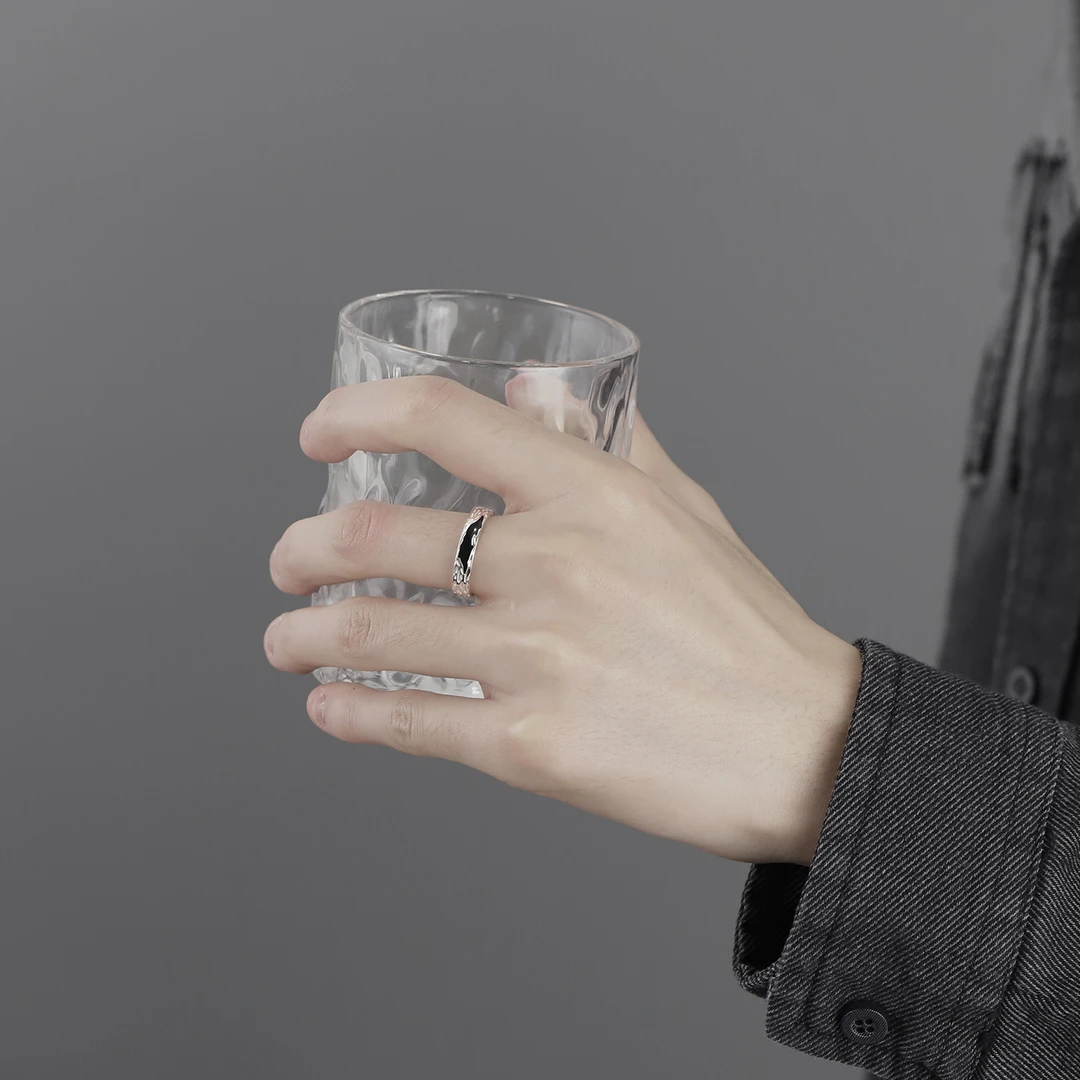 足银戒指 999银暗夜戒指男款简约大方单身戒男生生日礼物J300675