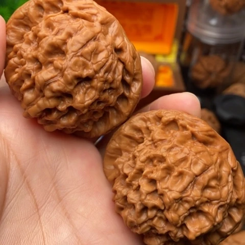 文玩核桃吊坠龙鼎52.5