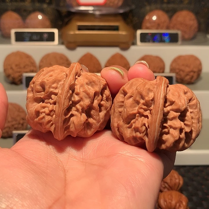 文玩核桃把件方块