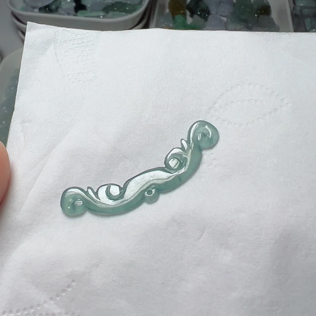 翡翠颈饰未镶嵌敏****装两头孔玉衡一个150块