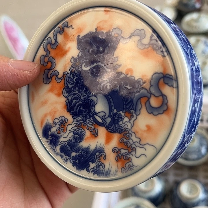 摆件景德镇梵红醒狮盖置