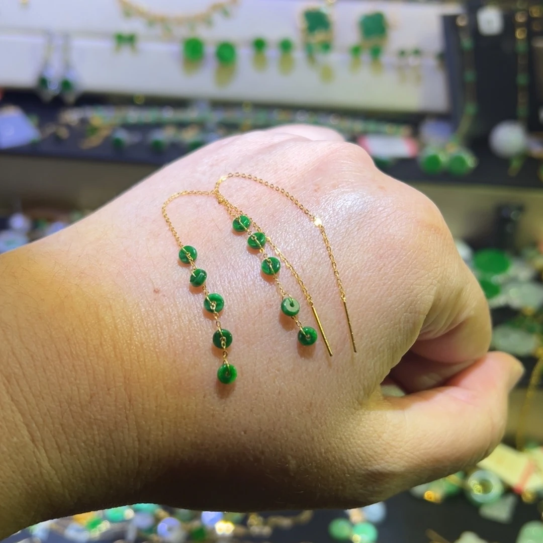 颈饰18K金镶嵌翡翠耳线