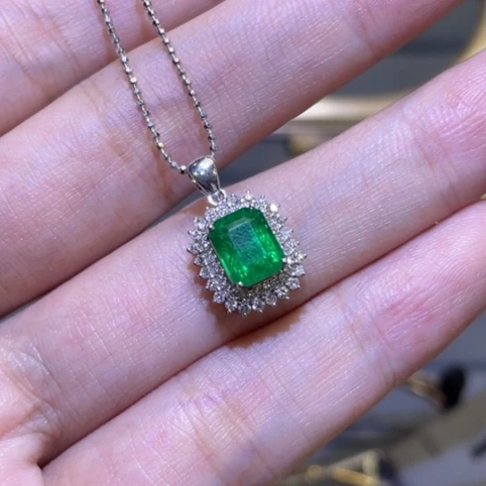吊坠(不含链)18K金镶嵌祖母绿1.62ct