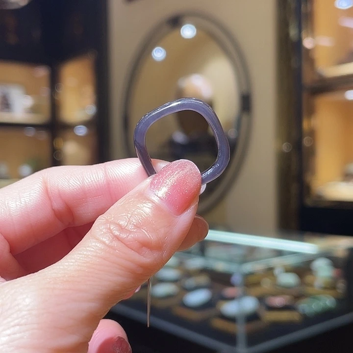 银S925镶嵌戒指和田玉4****6