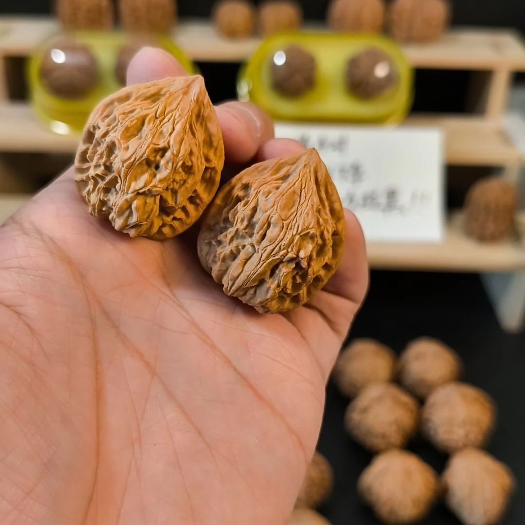吊坠文玩核桃文山
