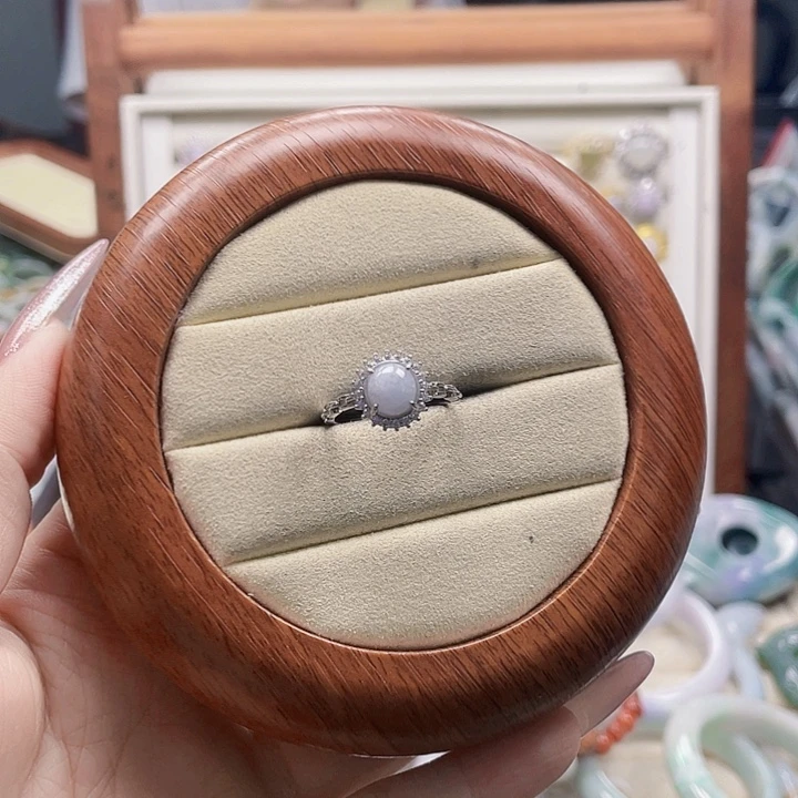 翡翠手镯未镶嵌天然翡翠Ａ货