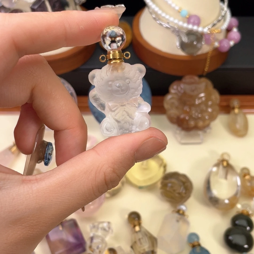 未镶嵌颈饰水晶Ｌ****?天然水晶吊坠200