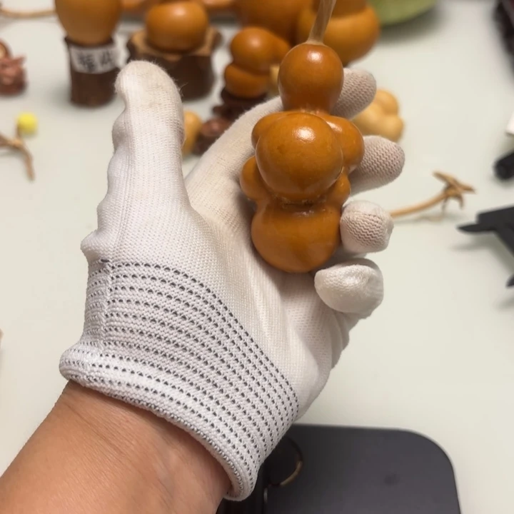 ╭***见天然手捻老皮葫芦