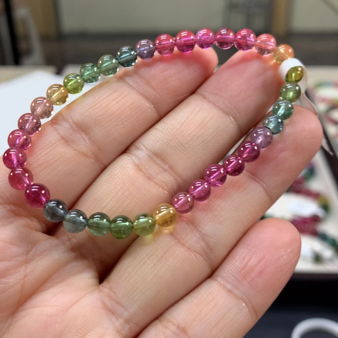 未镶嵌碧玺手链5.3左右