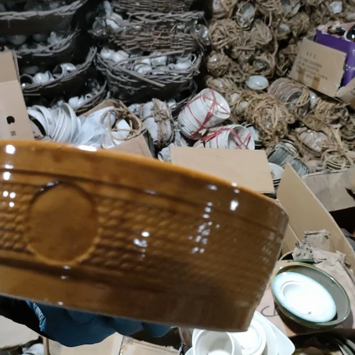 摆件陶瓷盘子碗啥都有