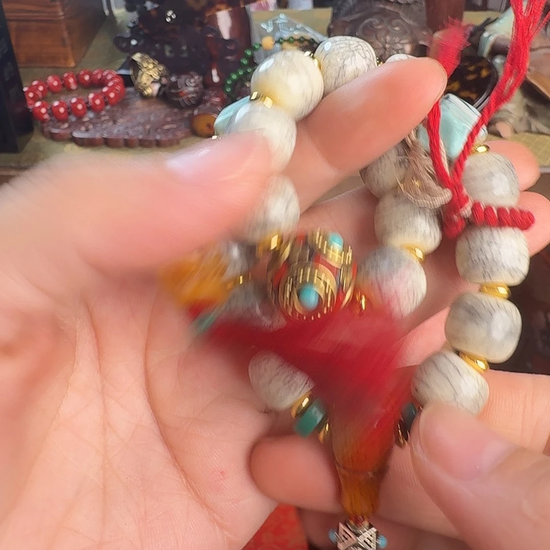 滴血莲花菩提手串