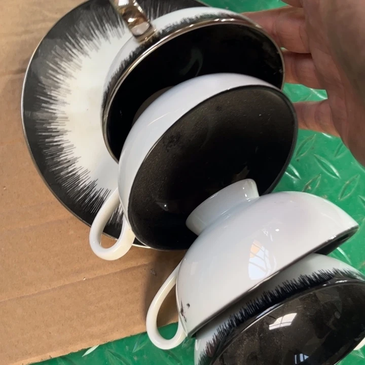 瓷片一堆哇塞哇瑟