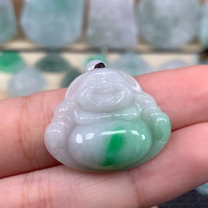 颈饰未镶嵌翡翠佛公