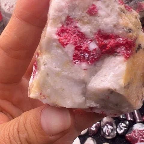 天然辰砂天然原矿朱砂