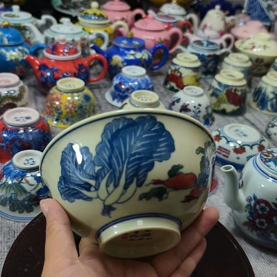 摆件瓷哈哈哈姐哈哈哈