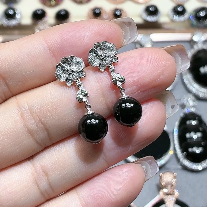 翡翠18K金镶嵌耳饰