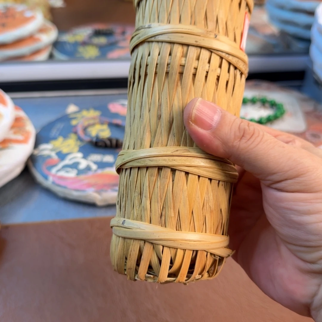 睿***琉璃手工艺品老任班章古树老茶