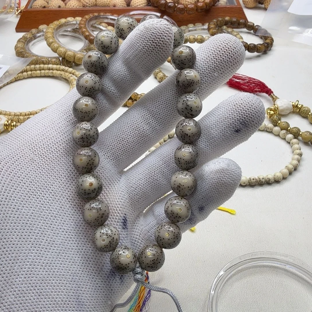 吊坠星月菩提20梵天小冰糖大眼睛针尖星11圆手持一物一图