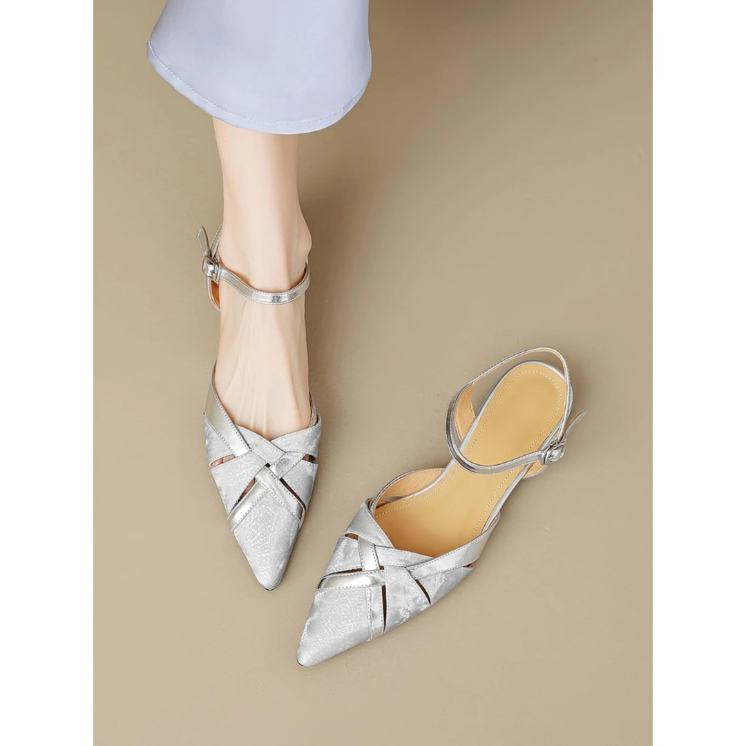 意大利Corso Venezia~尖头包头凉鞋女鞋真皮羊皮平底低跟镂空气质