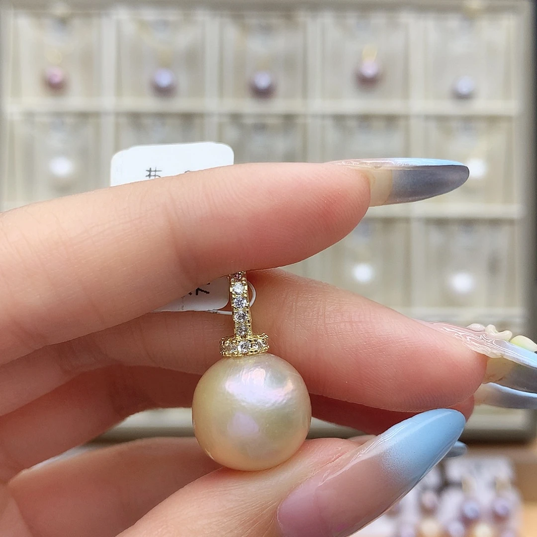 淡水珍珠合金颈饰