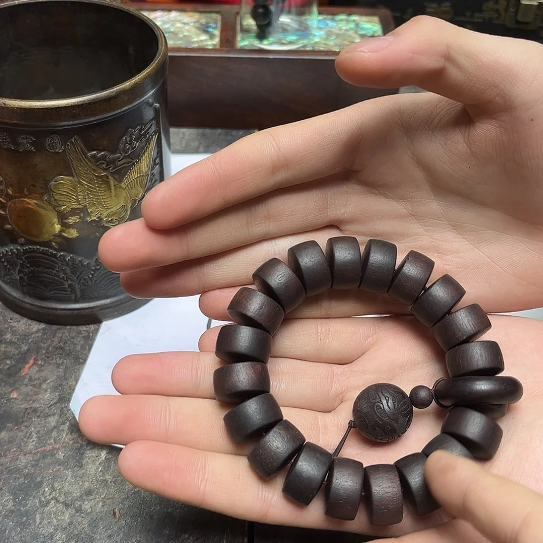 大叶紫檀（黑酸枝木类）