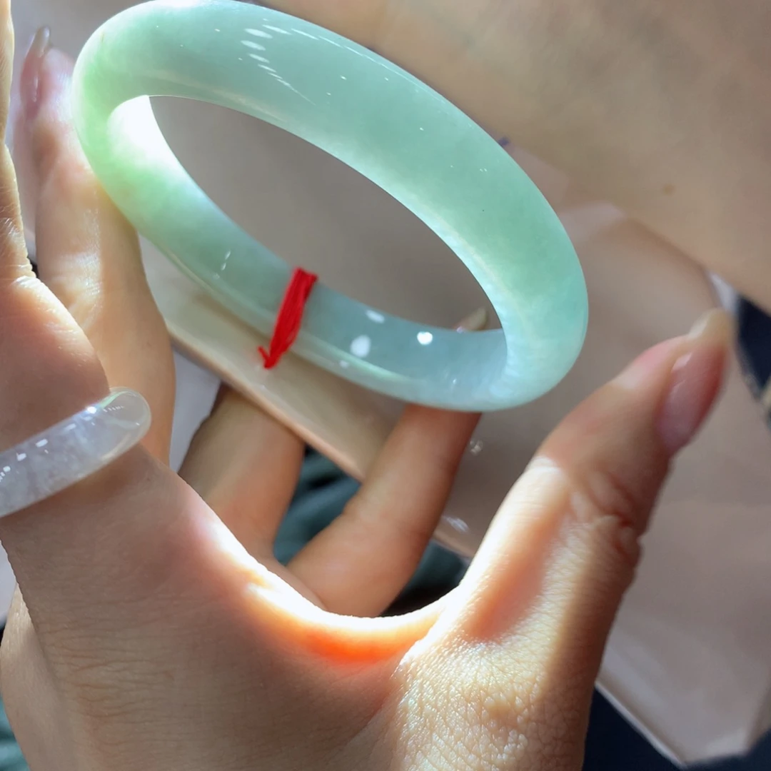 未镶嵌手镯翡翠买断