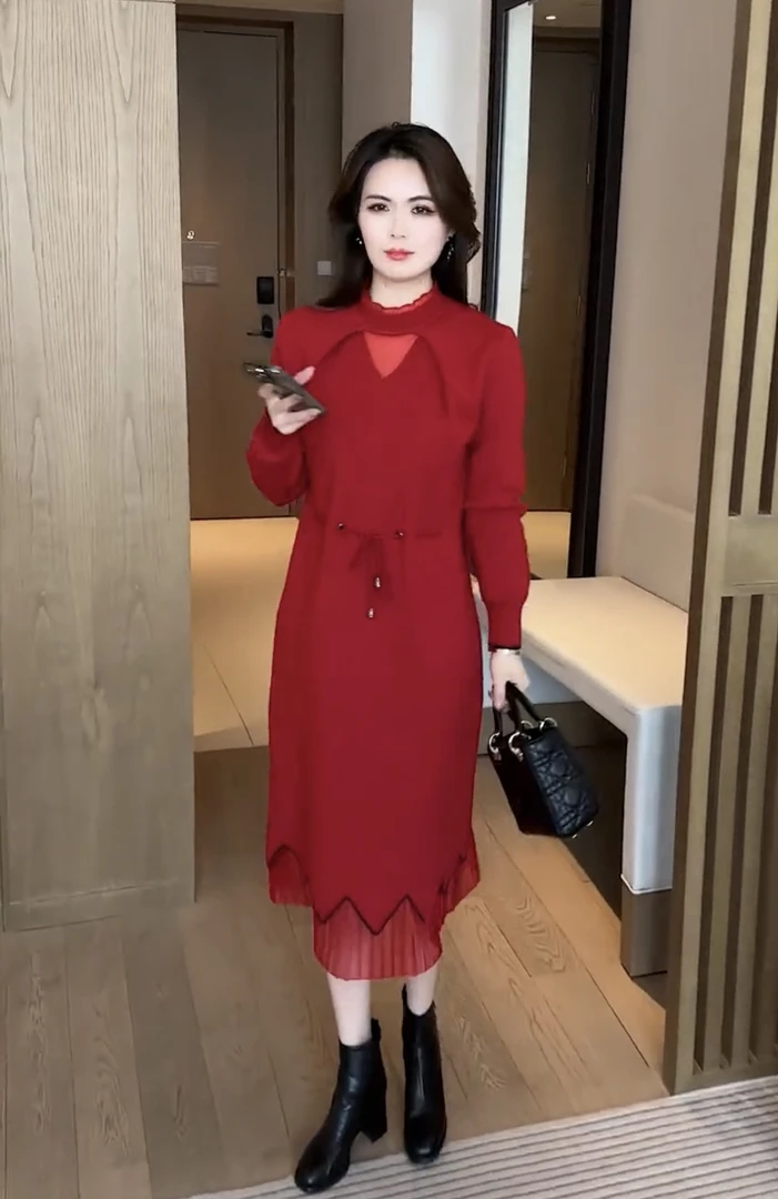 2025常规连衣裙修身套头休闲风拼接连衣裙裙高领中长款