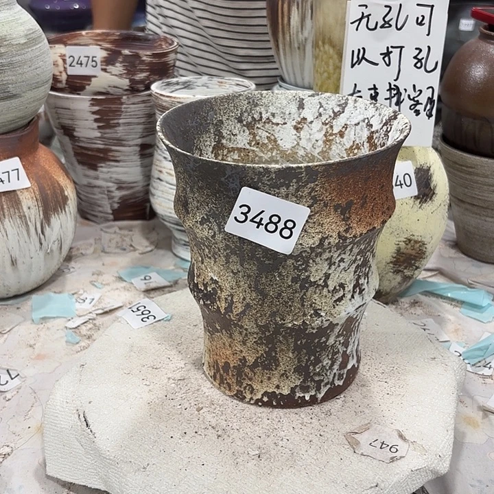 摆件高18，口14.5，3488，有孔