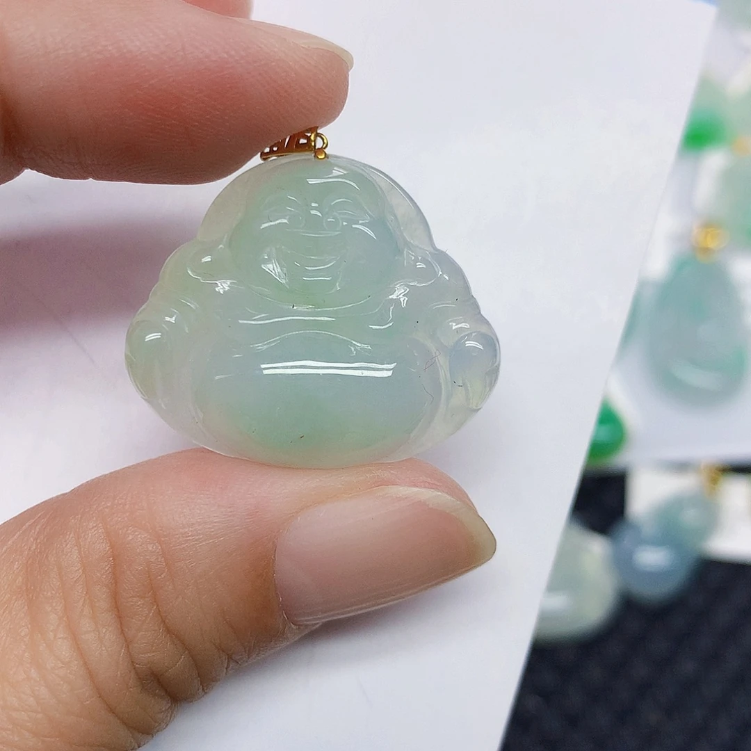 翡翠18K金镶嵌颈饰佛公