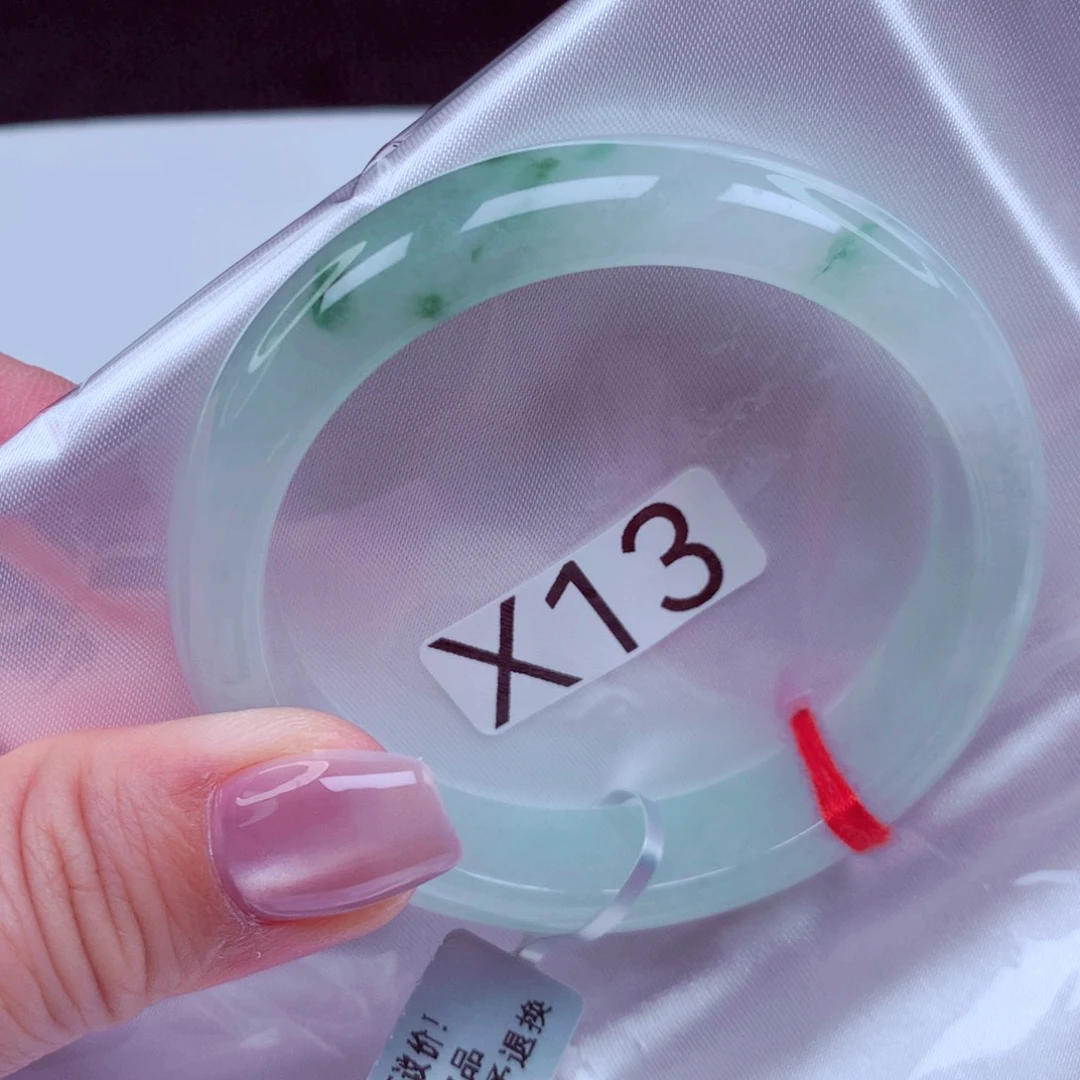 翡翠未镶嵌手镯手镯