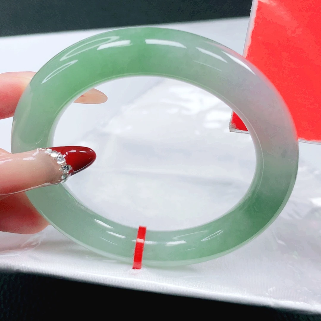 翡翠未镶嵌手镯54