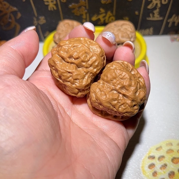 文玩核桃蛤蟆头40