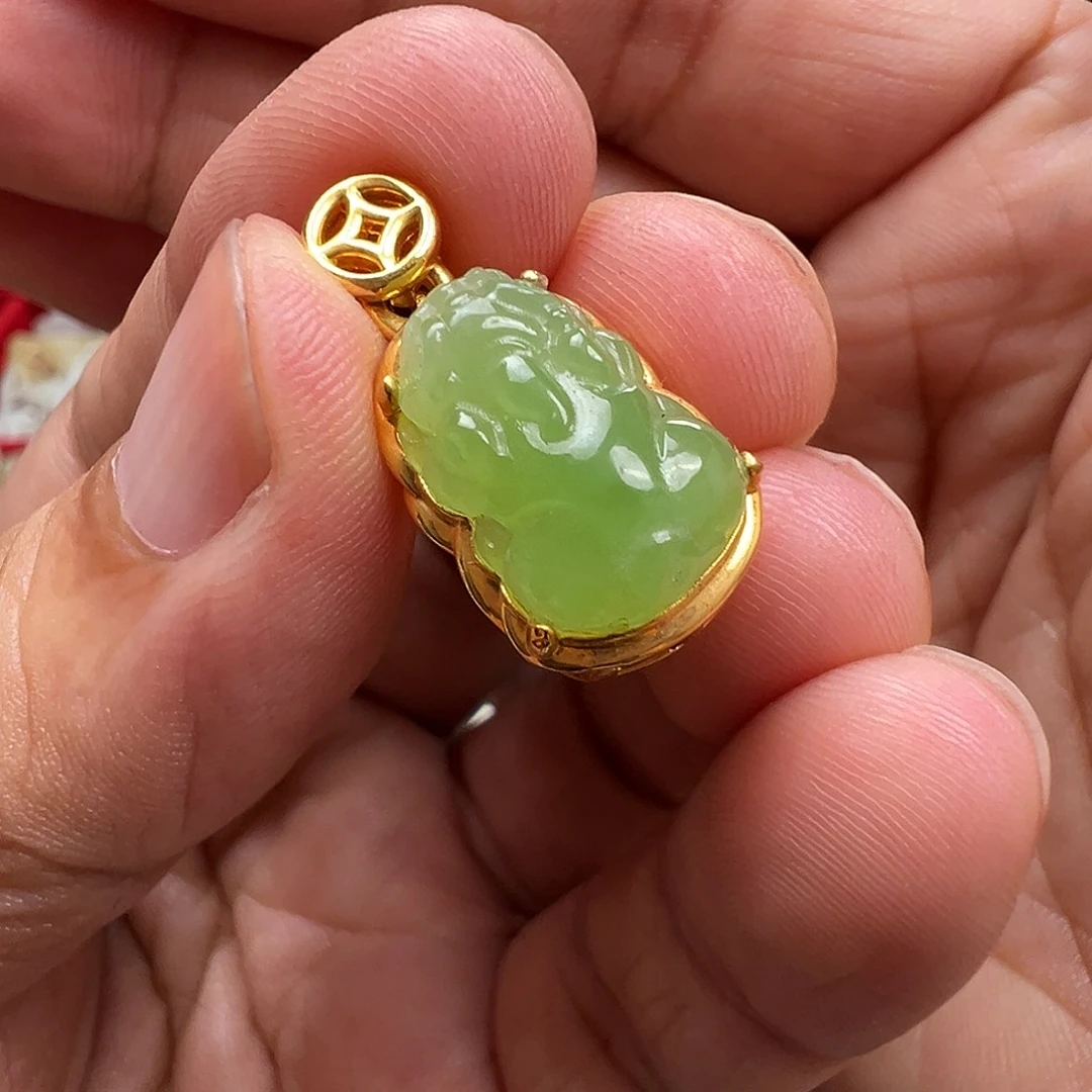 和田玉（碧玉）18K金镶嵌颈饰