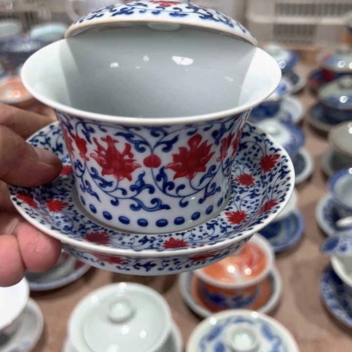 瓷片白青花缠枝莲釉里红马蹄盖碗全品