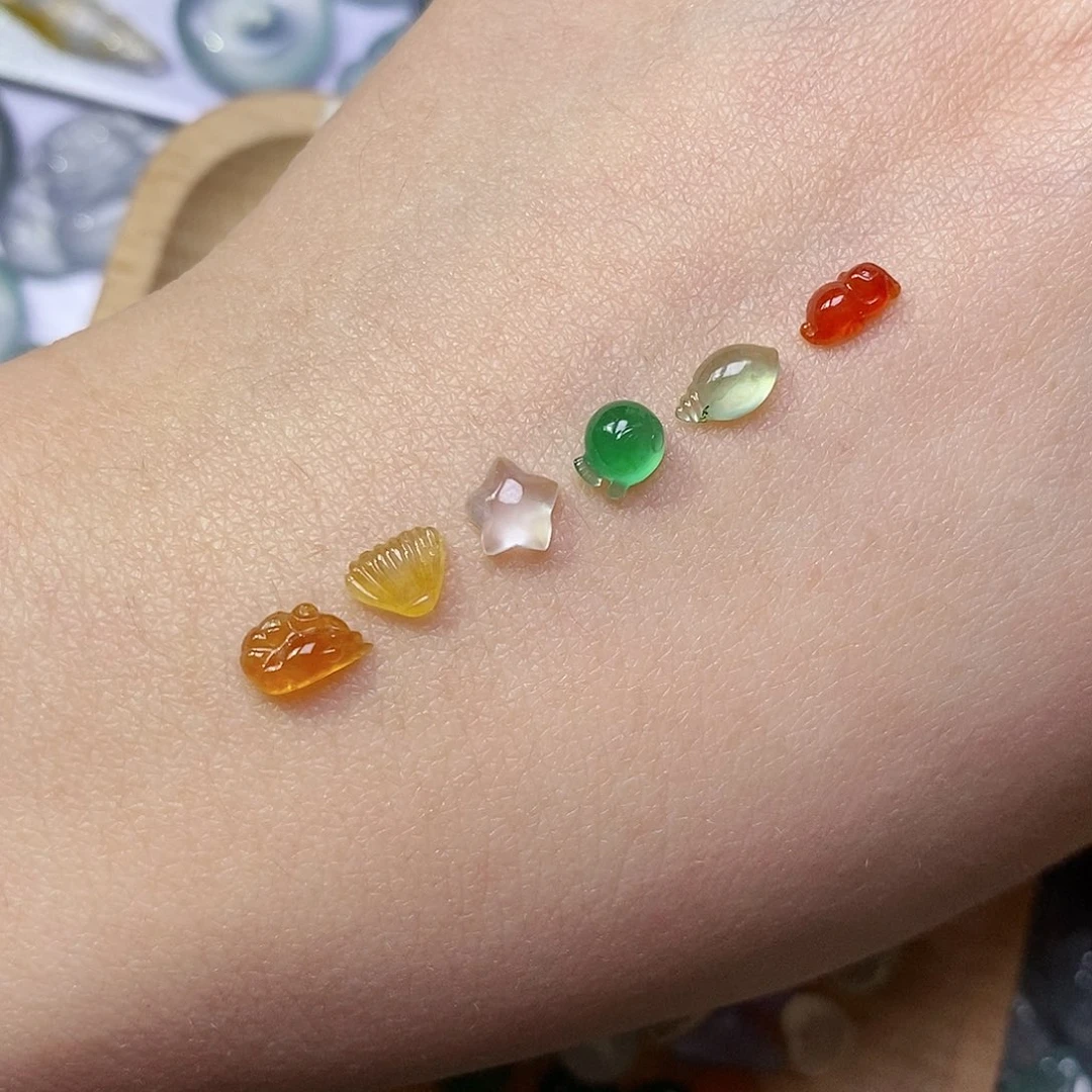 定制翡翠未镶嵌翡翠