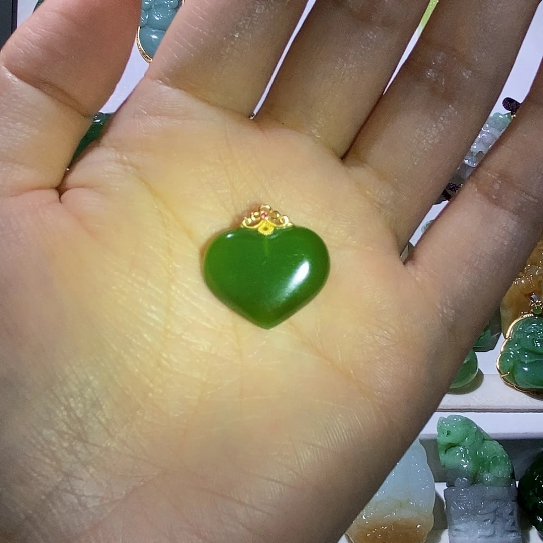和田玉18K金镶嵌颈饰
