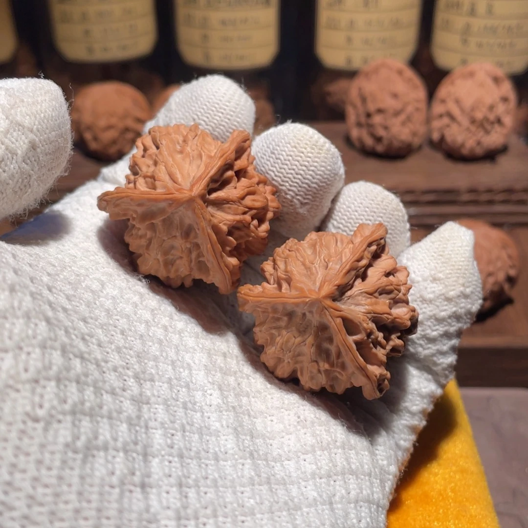 文玩核桃把件40盘山奔