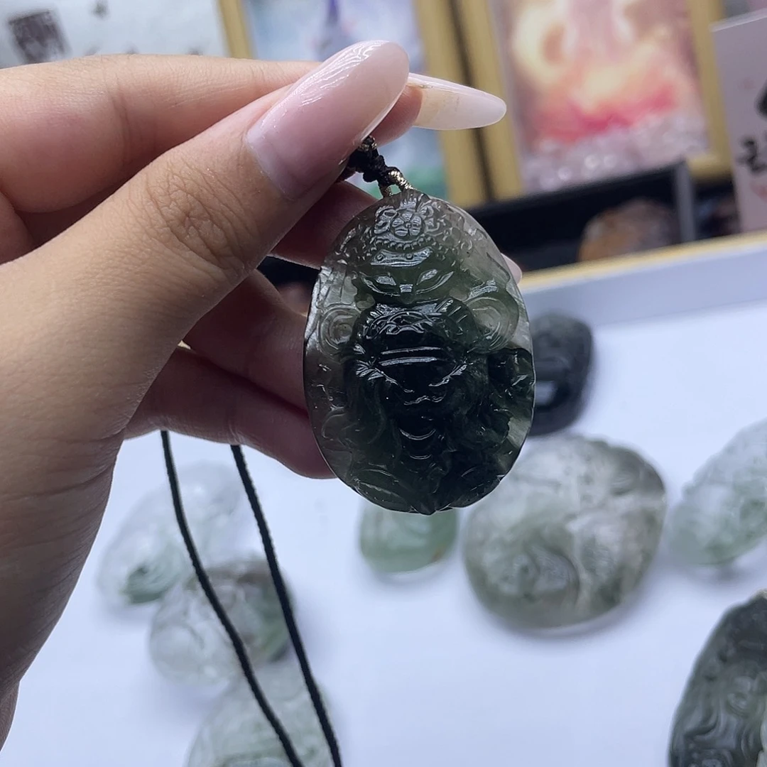 颈饰未镶嵌水晶天然