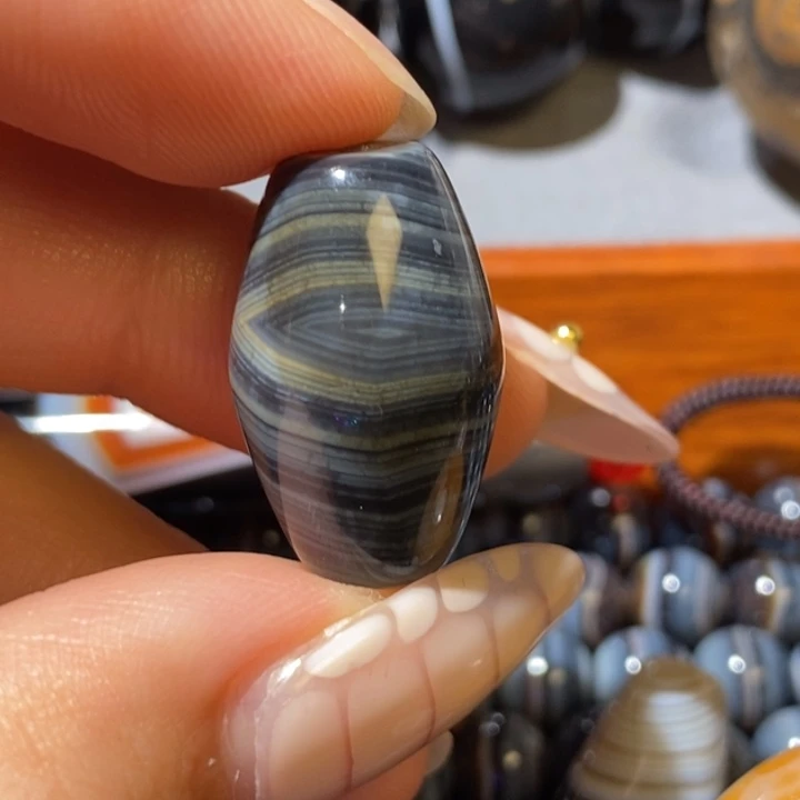 未镶嵌颈饰玛瑙/玉髓