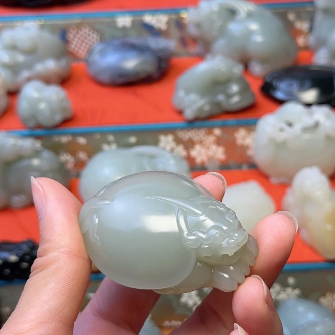 未镶嵌和田玉挂件