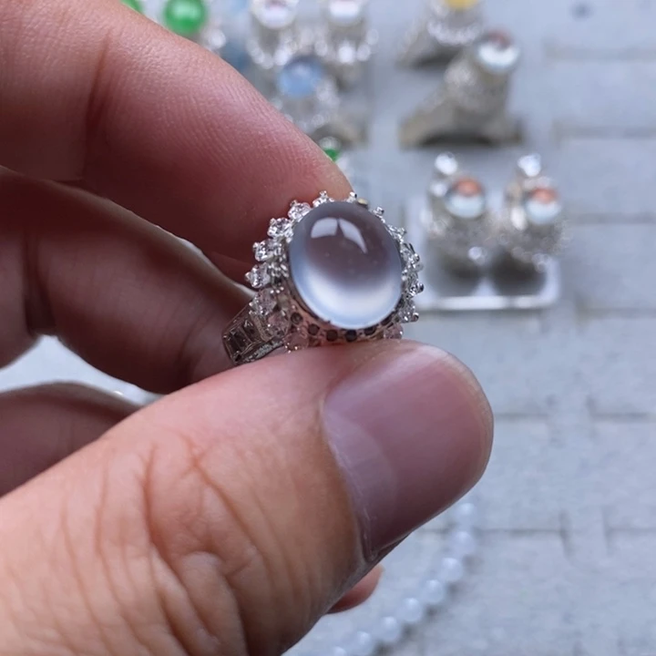 定制翡翠未镶嵌高冰玻10.5mm