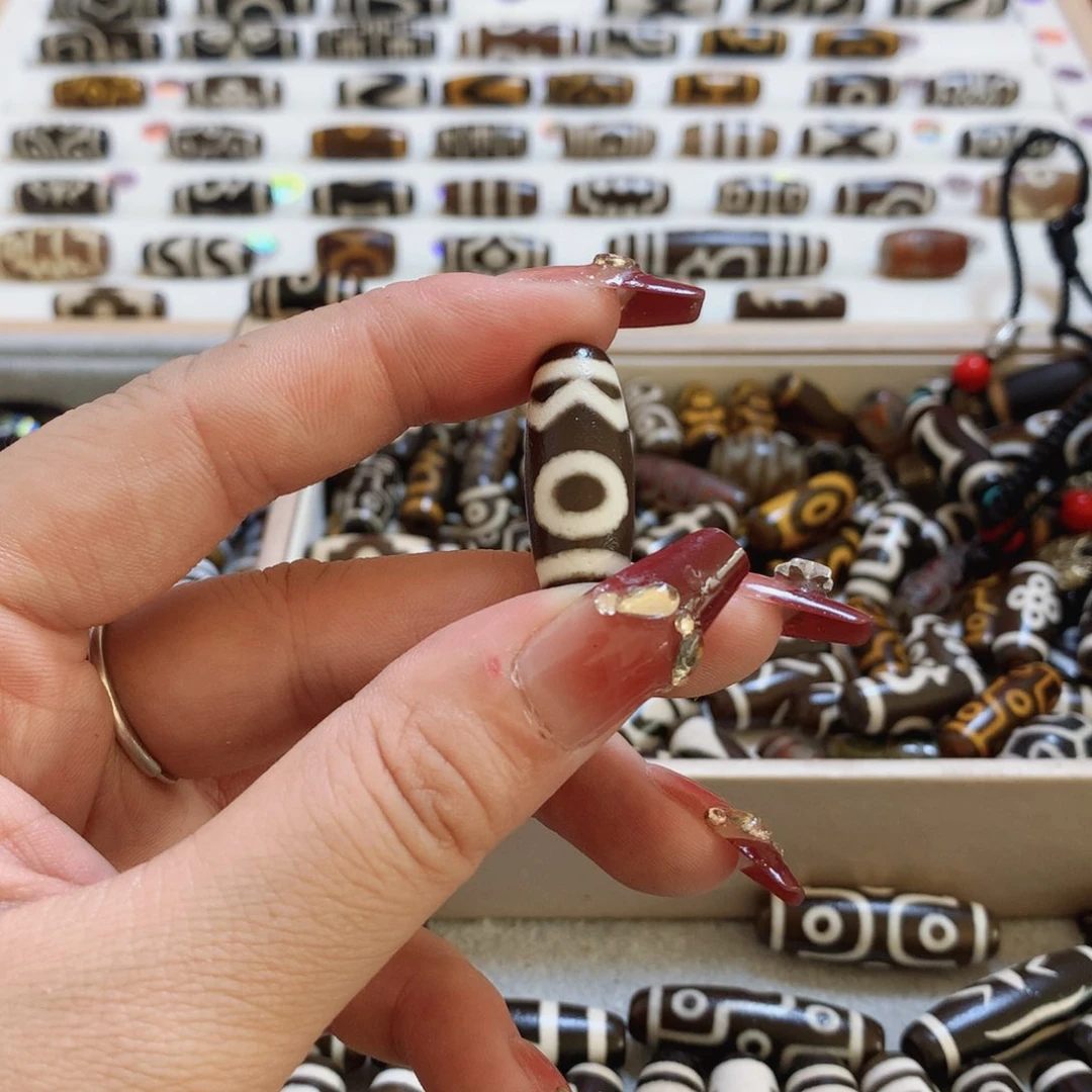 未镶嵌颈饰玛瑙/玉髓金**明