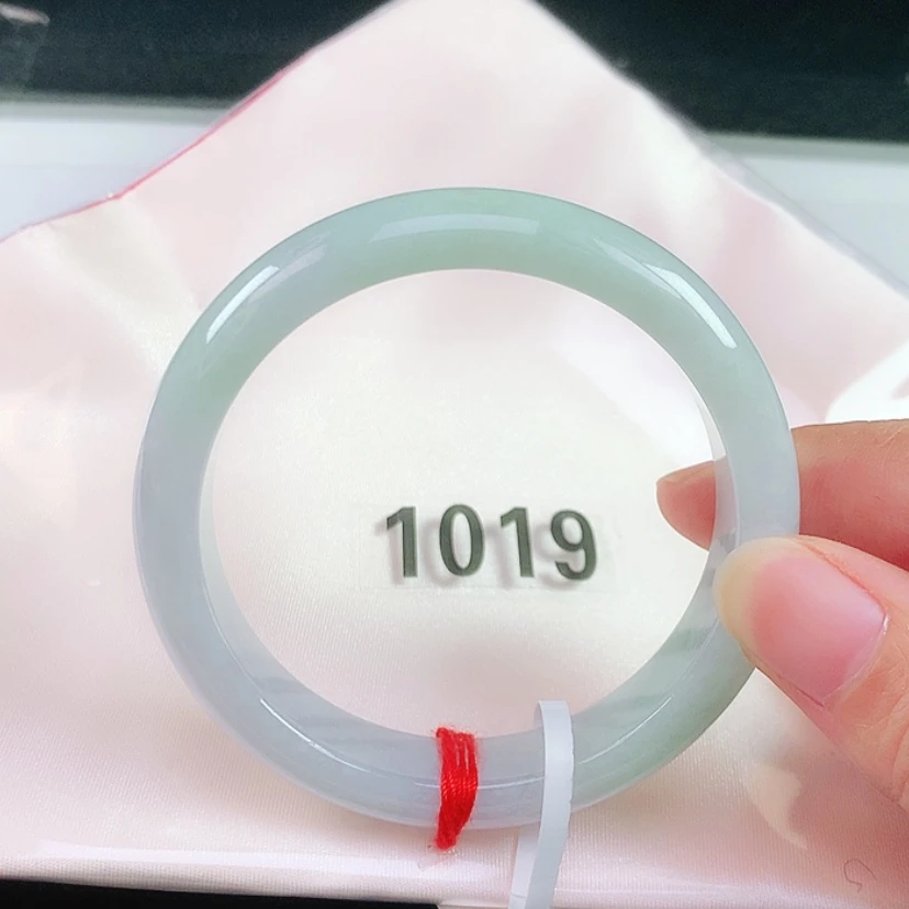 【闪购商品】未镶嵌手镯翡翠