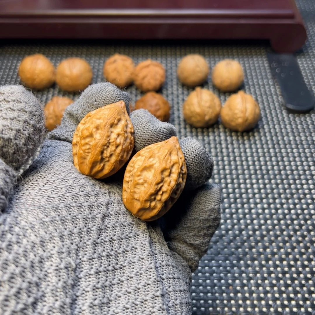 文玩核桃把件黄金叶